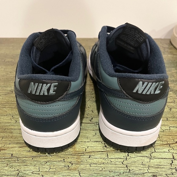 Nike Dunk Low Mineral Slate/Armory Navy Size 11 EUC - Picture 5 of 6